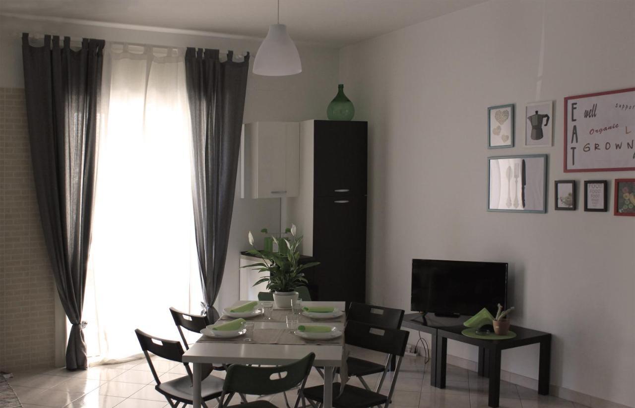 Green Apartment Бари Экстерьер фото